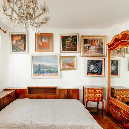 La Boheme - Old Town Vintage Bucharest