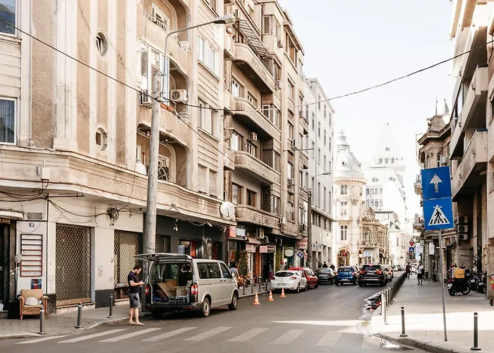 La Boheme - Old Town Vintage *