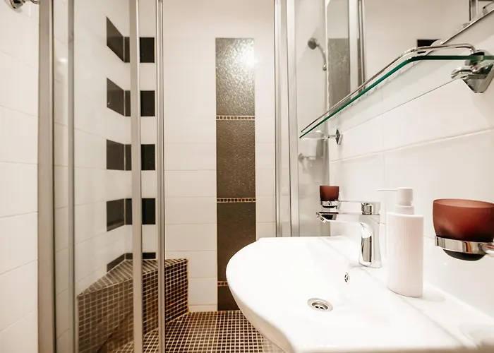 La Boheme - Old Town Vintage